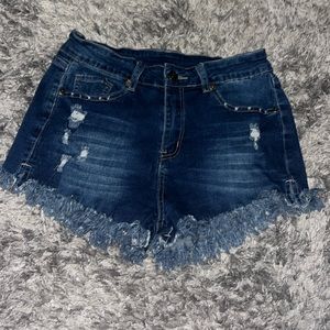 WORN ONCE JEAN SHORTS DARK WASH SIZE MEDIUM